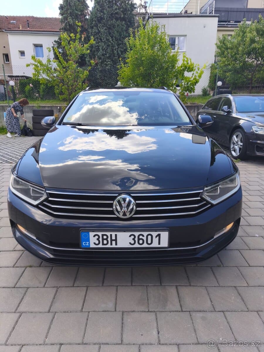 2015 Volkswagen PASSAT