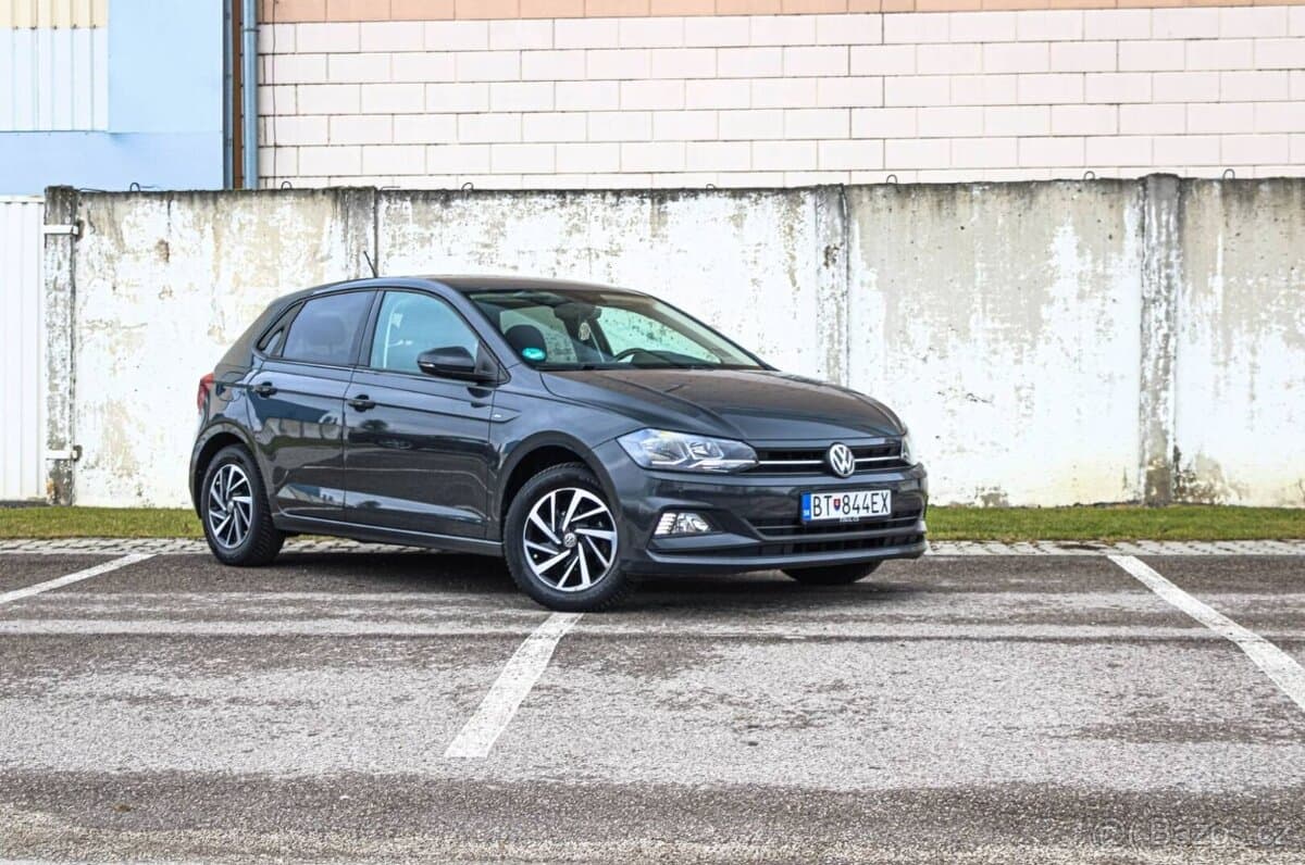 2019 Volkswagen POLO