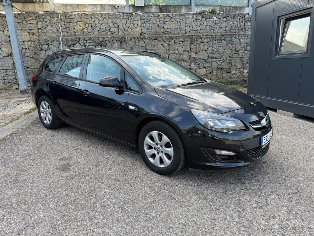 2013 Opel ASTRA