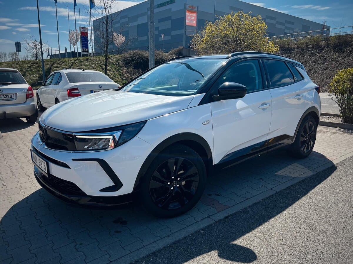 2022 Opel GRANDLAND