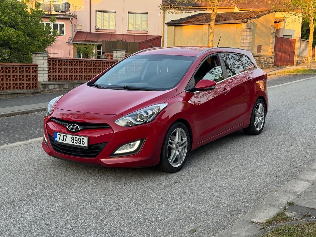 2012 Hyundai i30