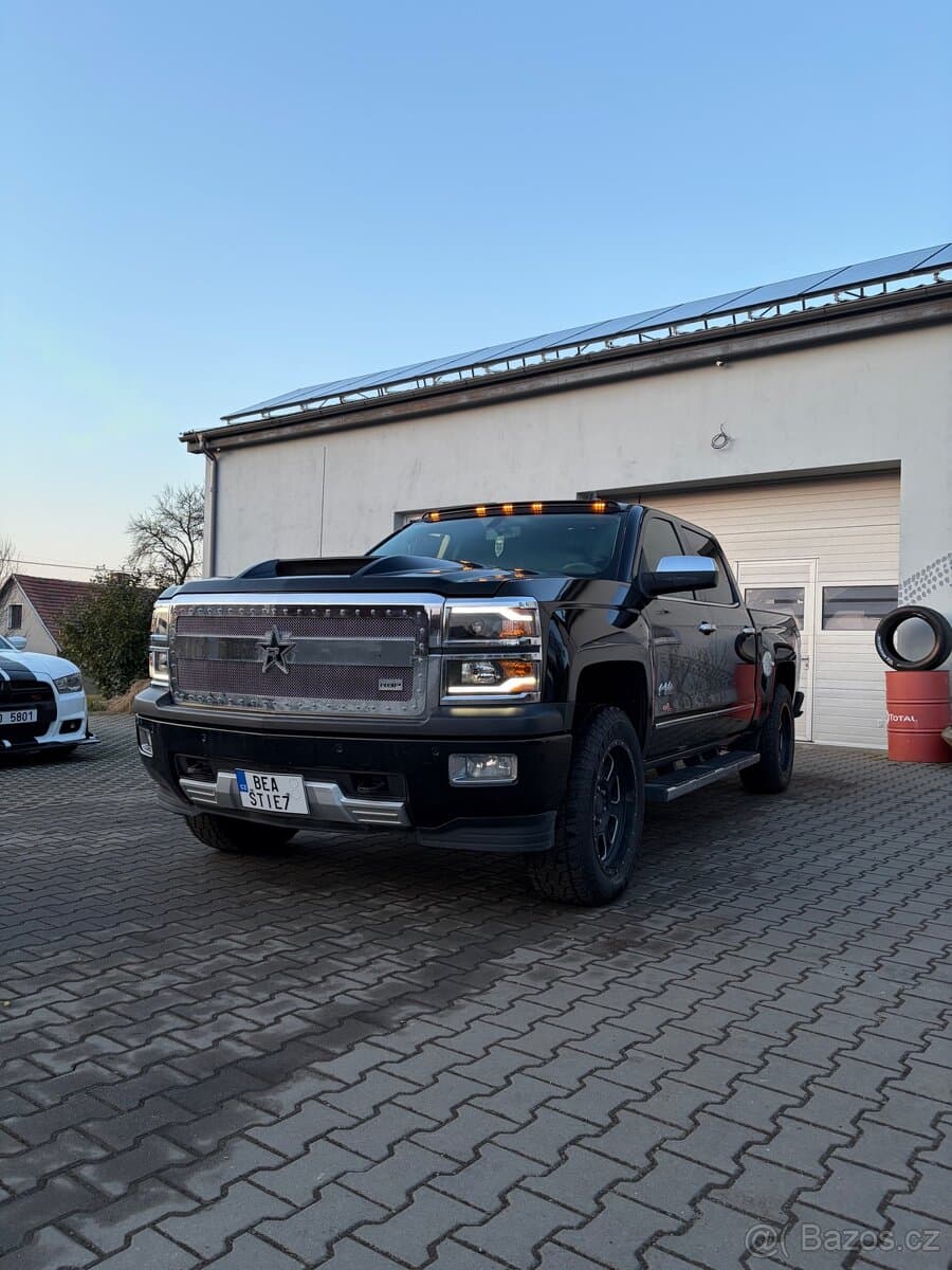 2015 Chevrolet SILVERADO