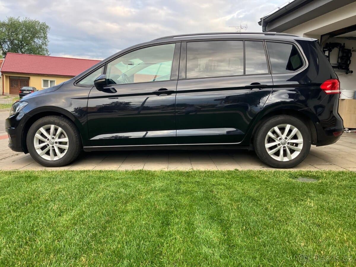 2016 Volkswagen TOURAN