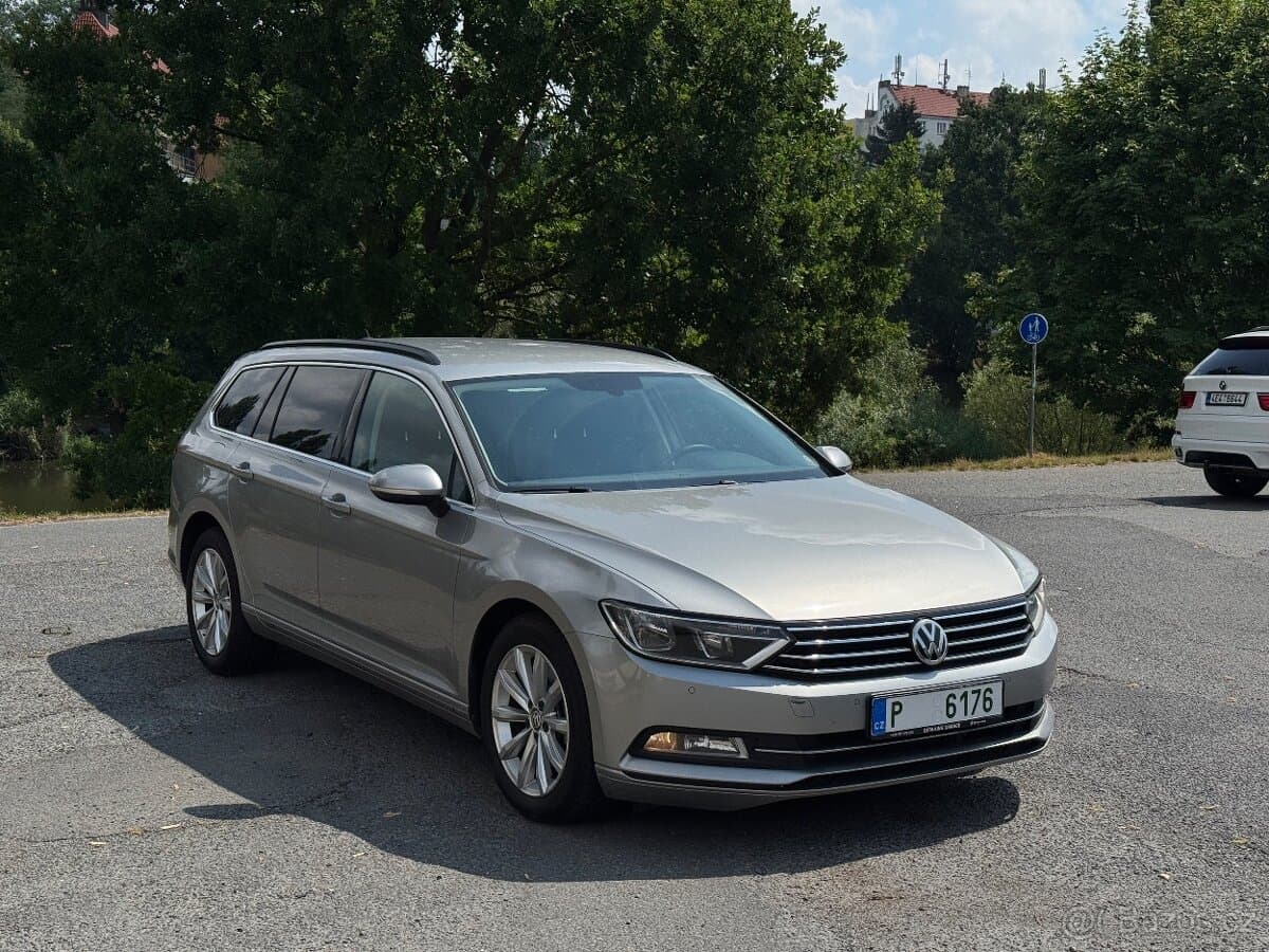 2015 Volkswagen PASSAT