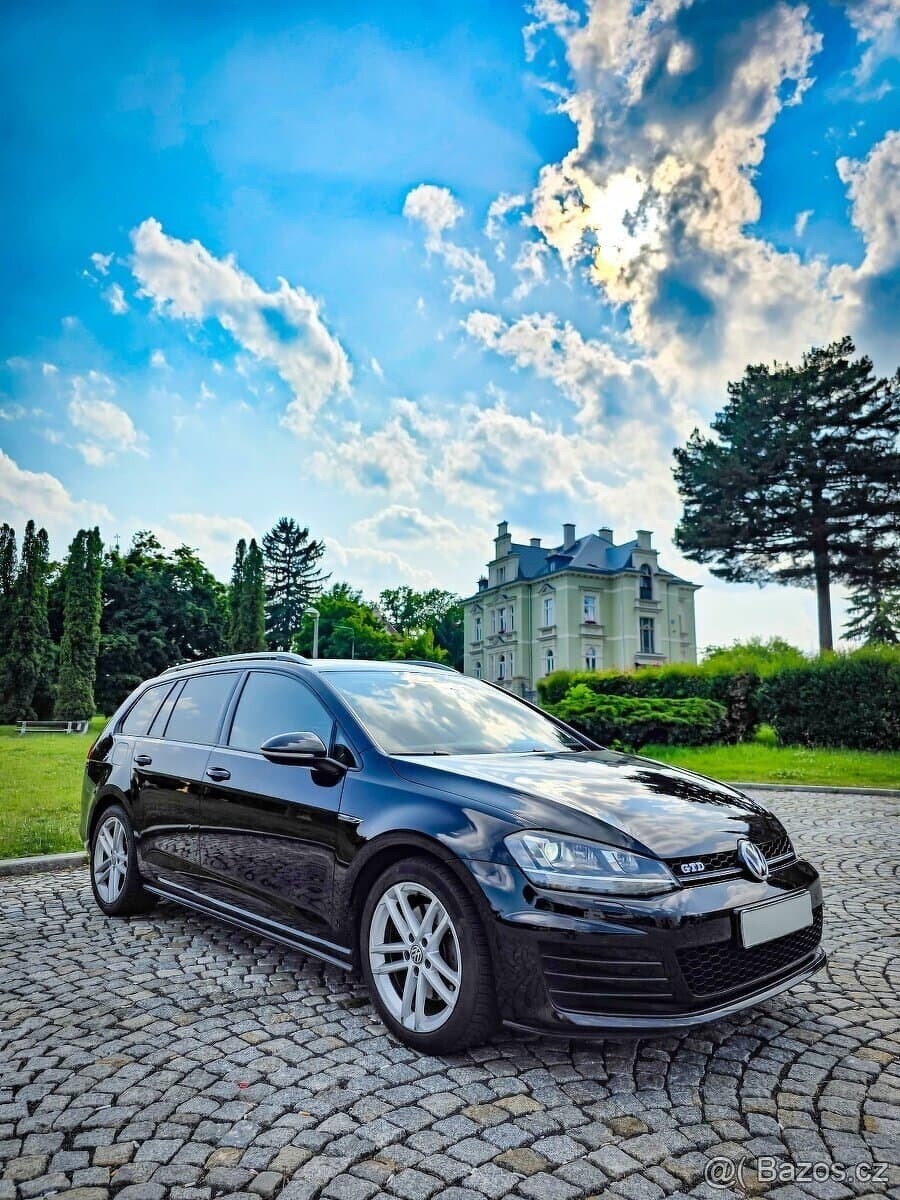 2016 Volkswagen GOLF