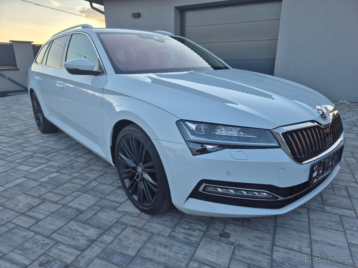 2023 Škoda SUPERB