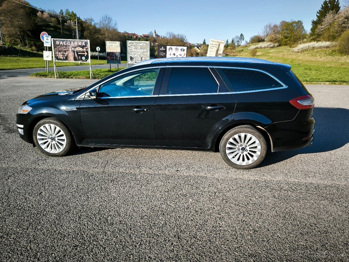 2012 Ford MONDEO