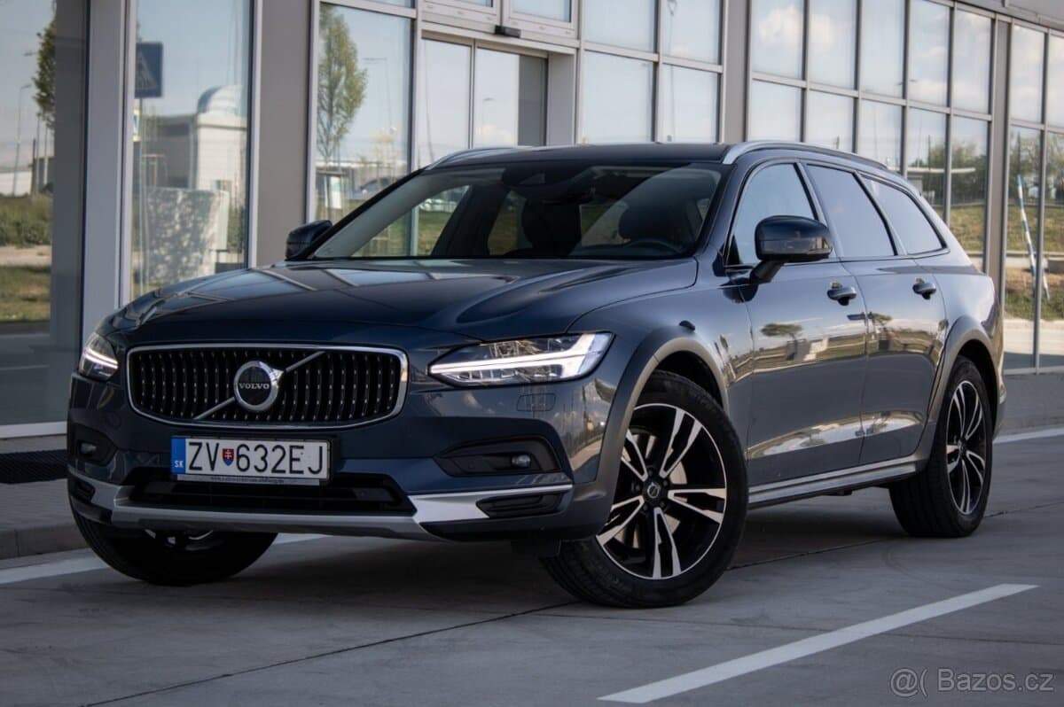 2021 Volvo V90