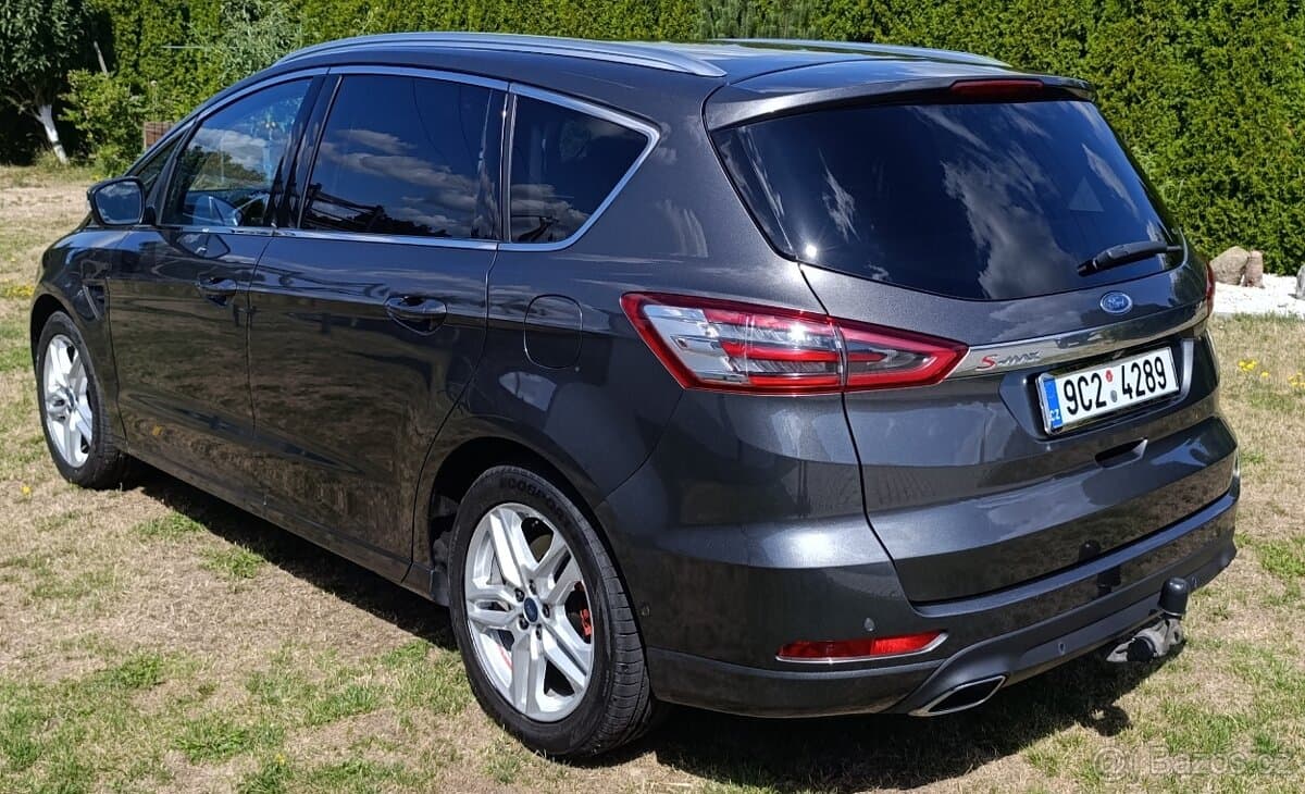 2017 Ford S-MAX