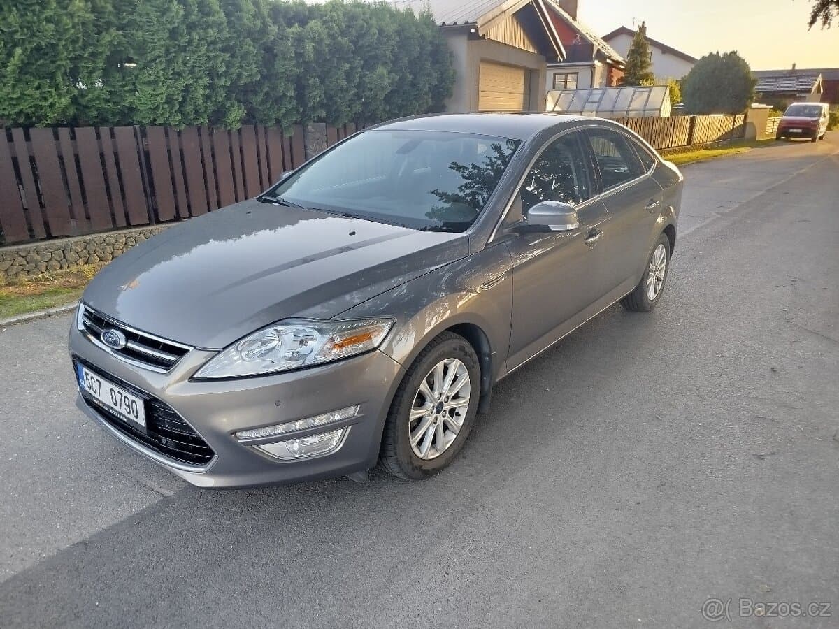 2011 Ford MONDEO