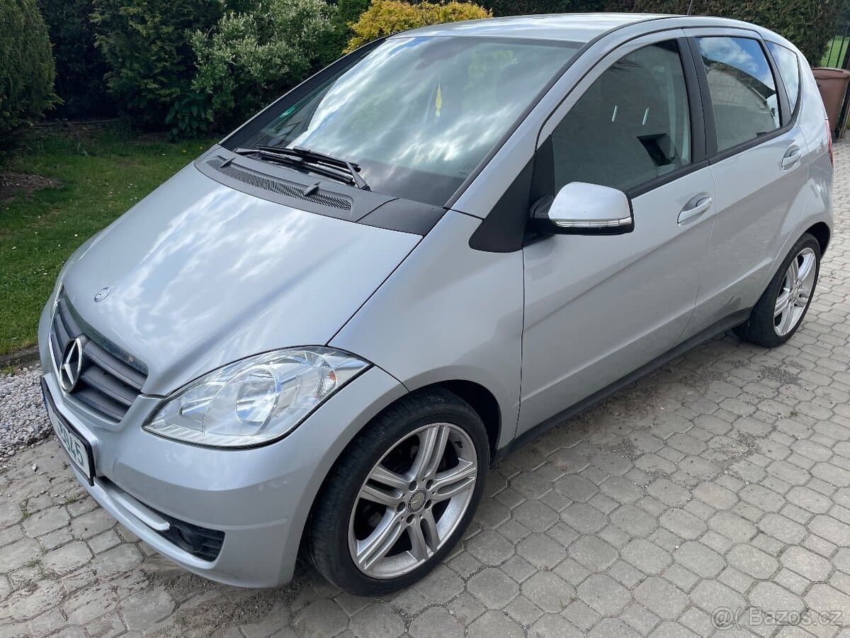 2012 Mercedes-Benz OSTATNÍ