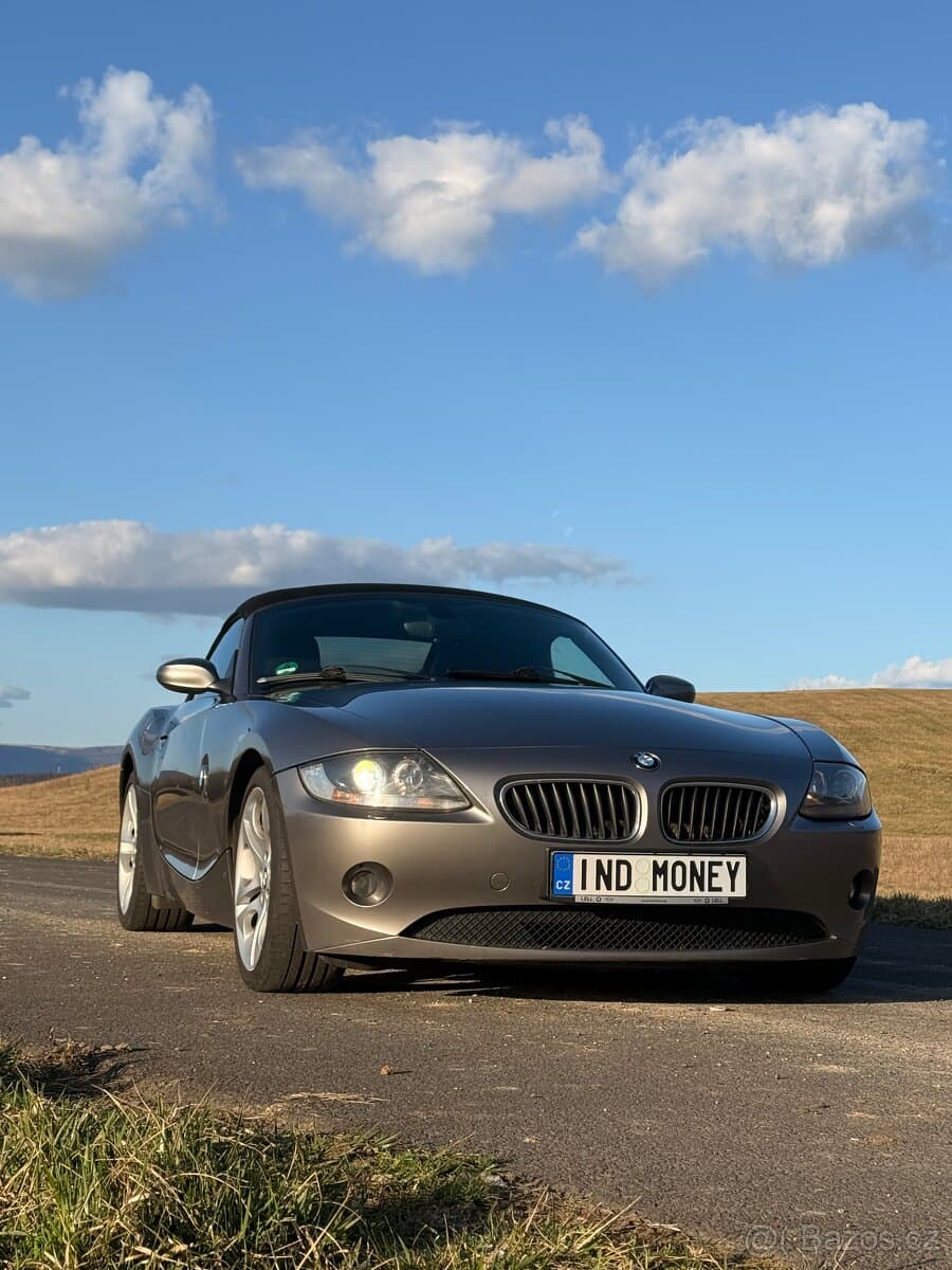 2004 BMW Z4