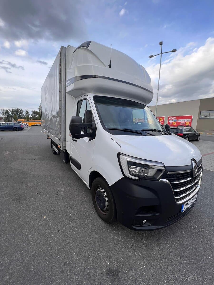 2021 Renault MASTER