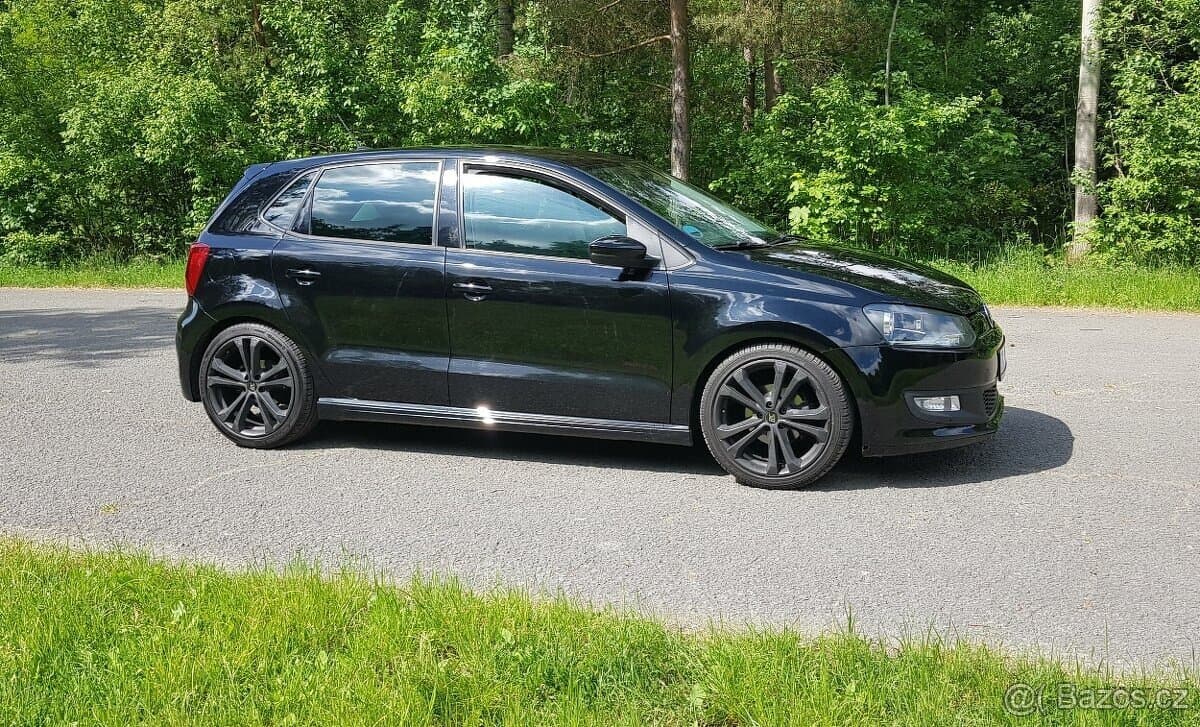 2016 Volkswagen POLO