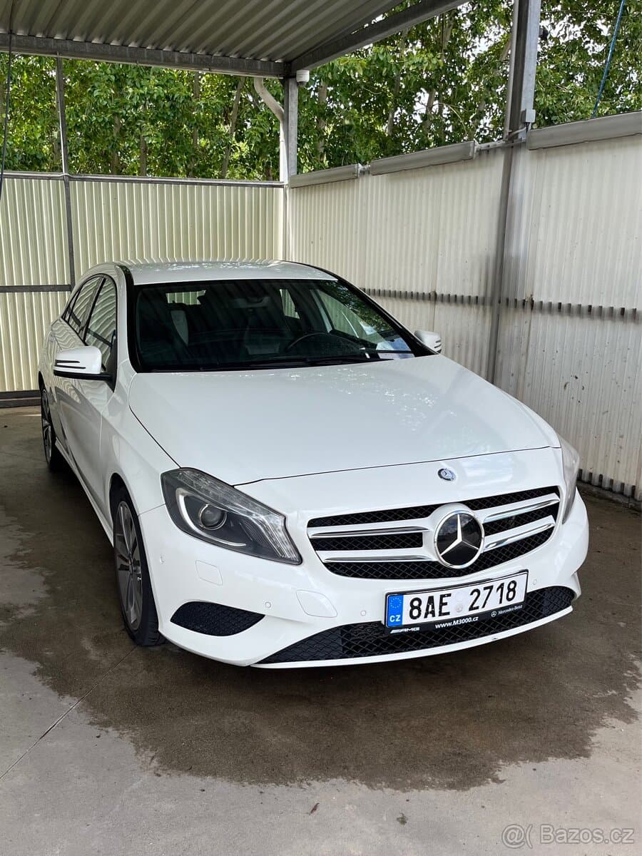 2012 Mercedes-Benz A-CLASS