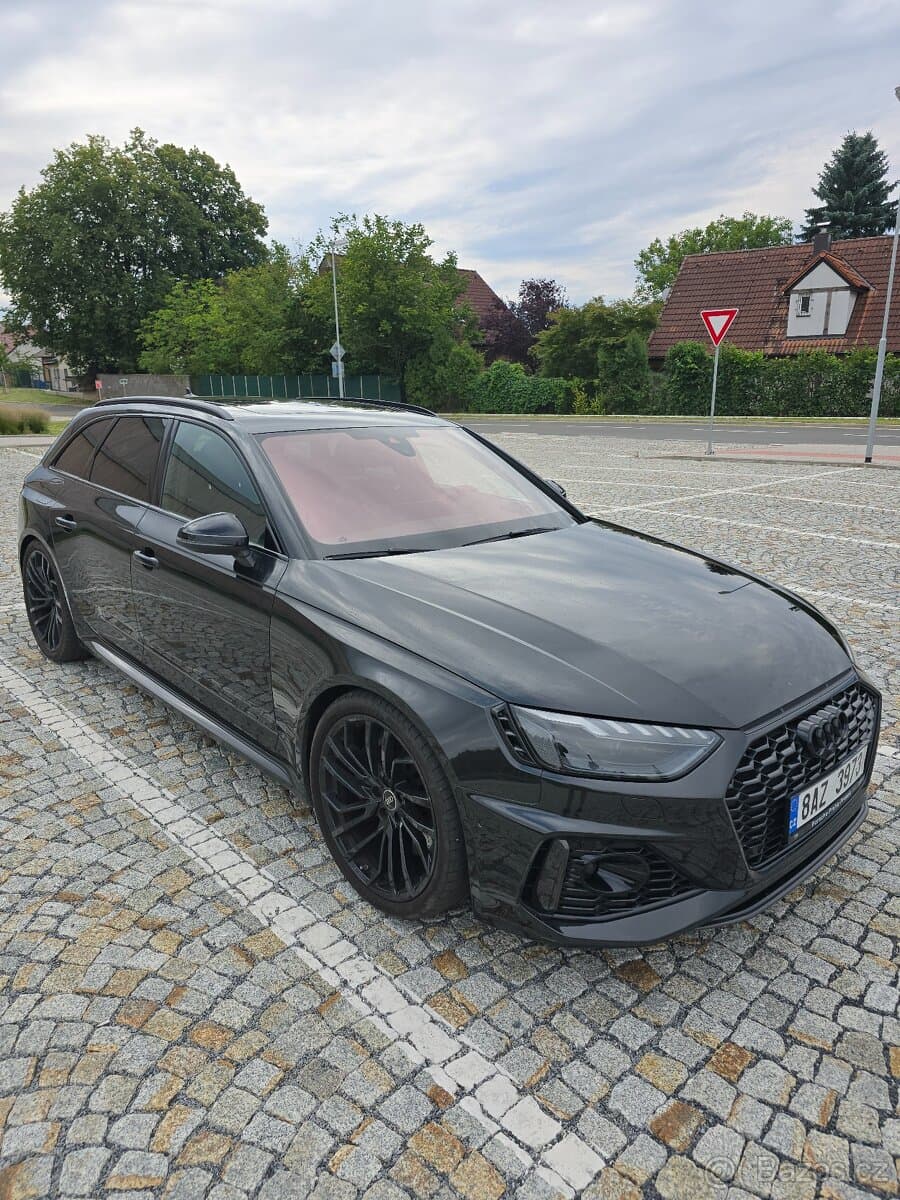 2021 Audi RS4