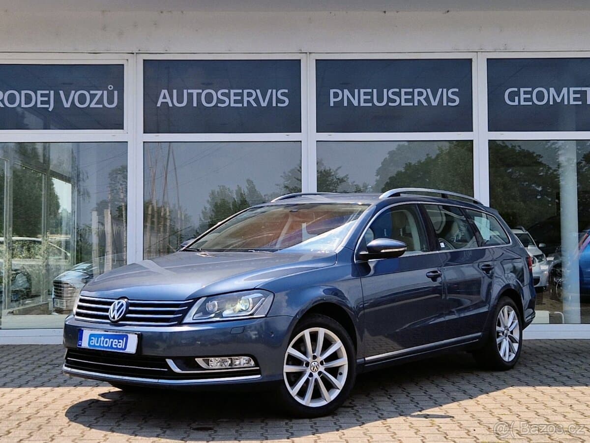 2012 Volkswagen PASSAT