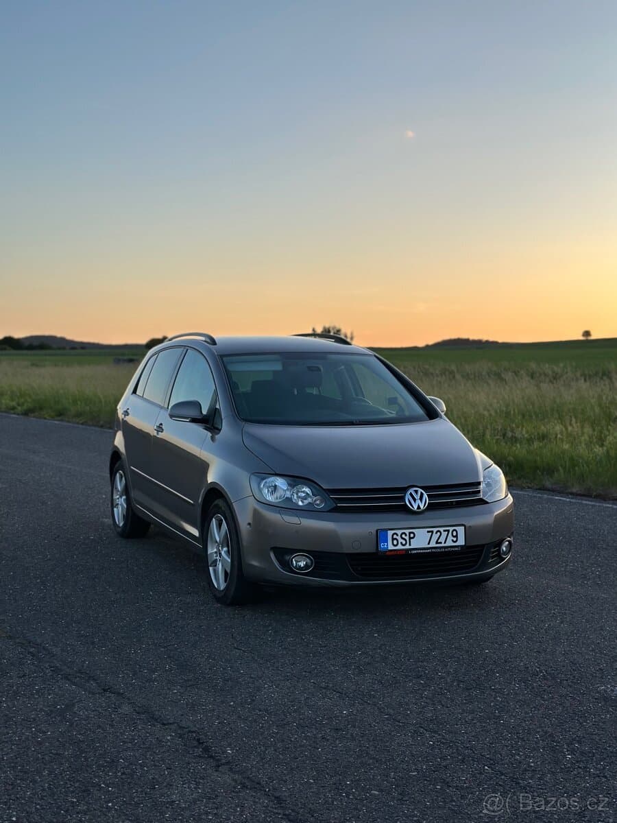 2011 Volkswagen GOLF