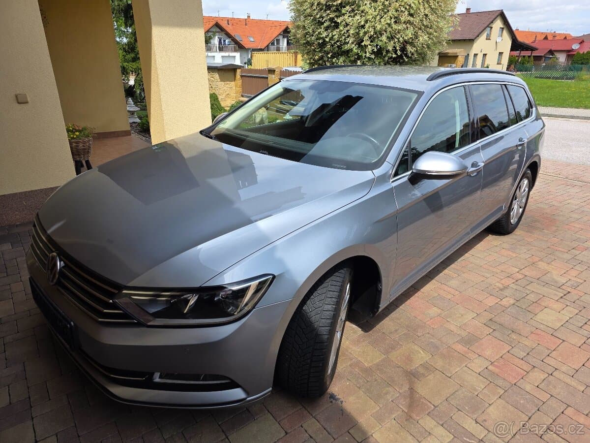2017 Volkswagen PASSAT