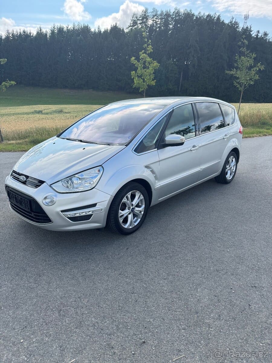 2014 Ford S-MAX