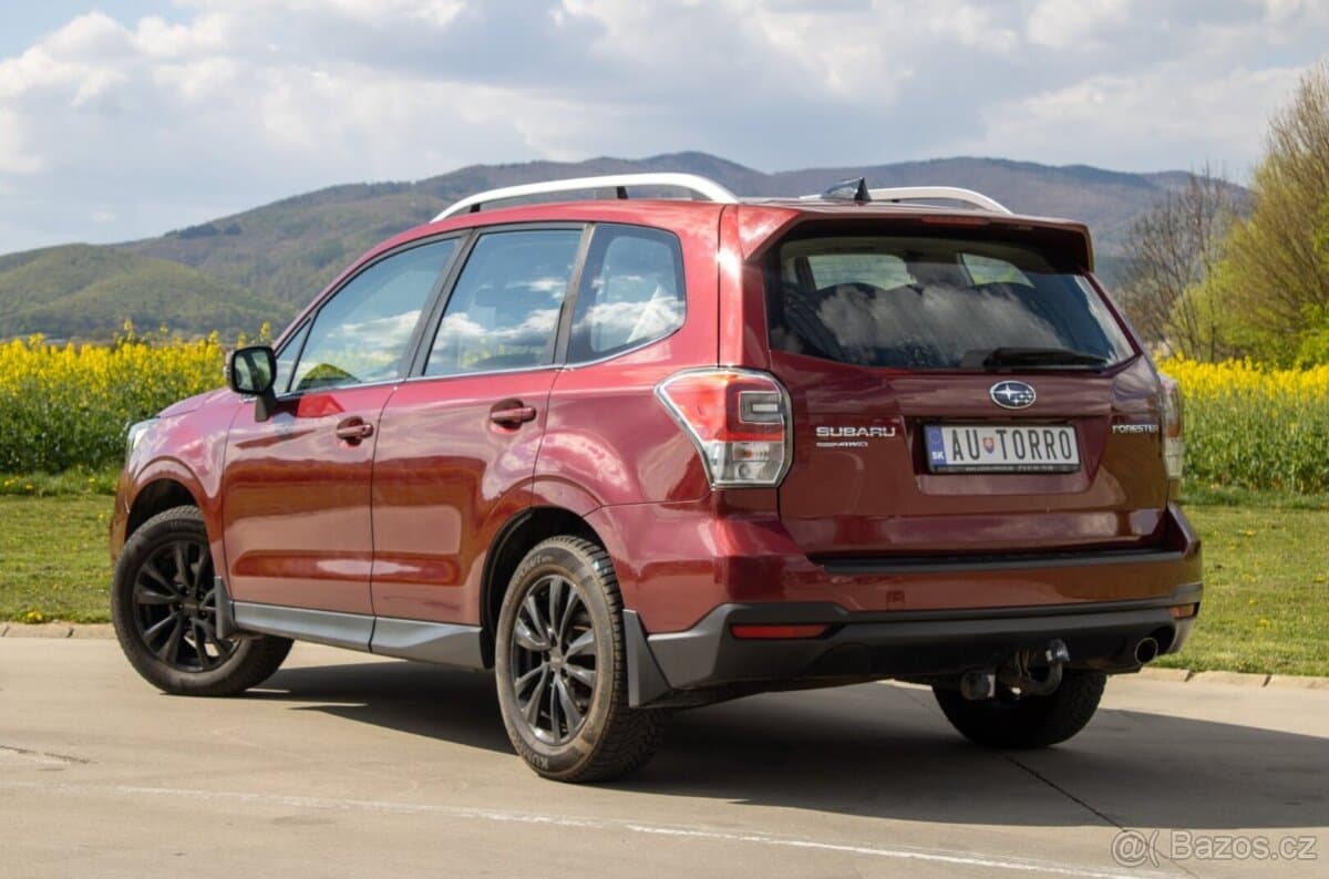 2018 Subaru FORESTER