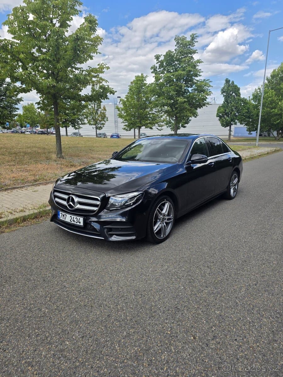 2017 Mercedes-Benz OSTATNÍ