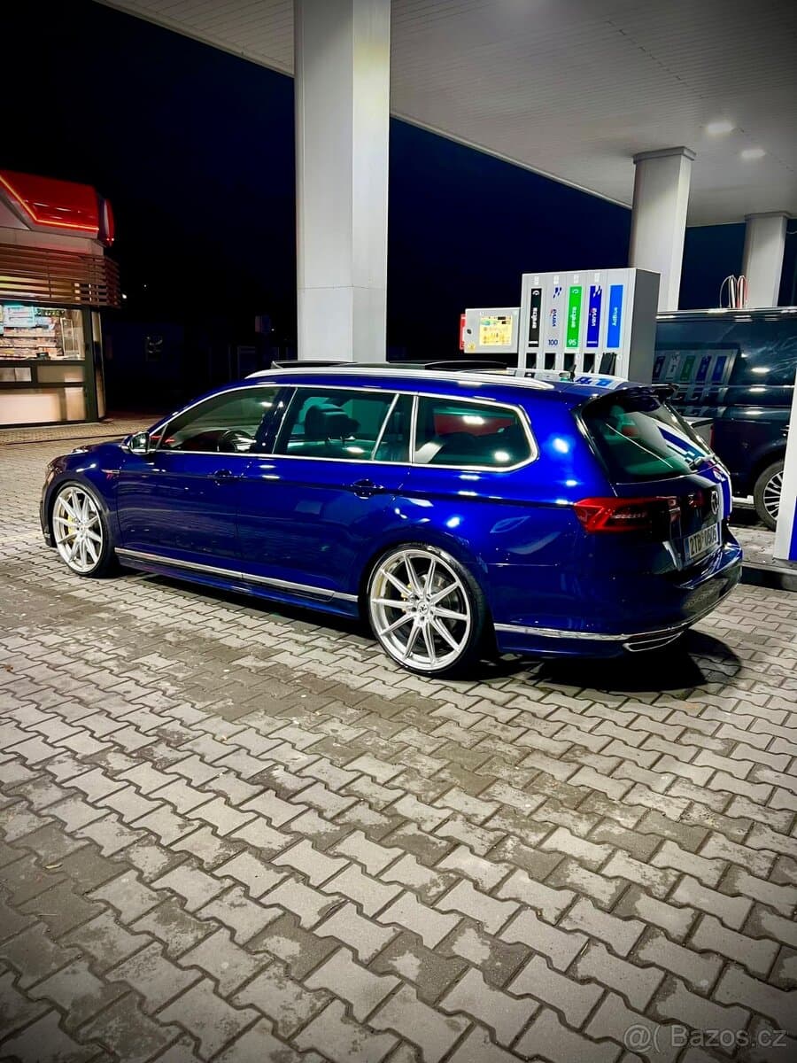 2018 Volkswagen PASSAT