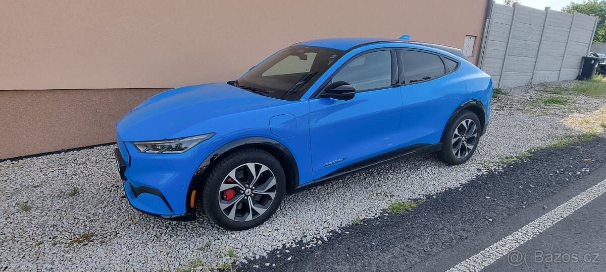 2022 Ford MUSTANG