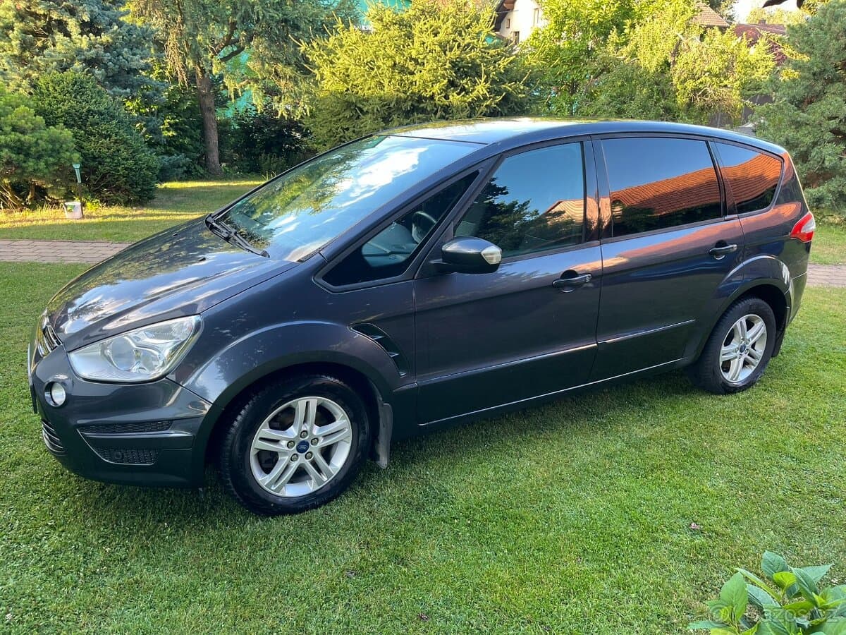 2010 Ford S-MAX