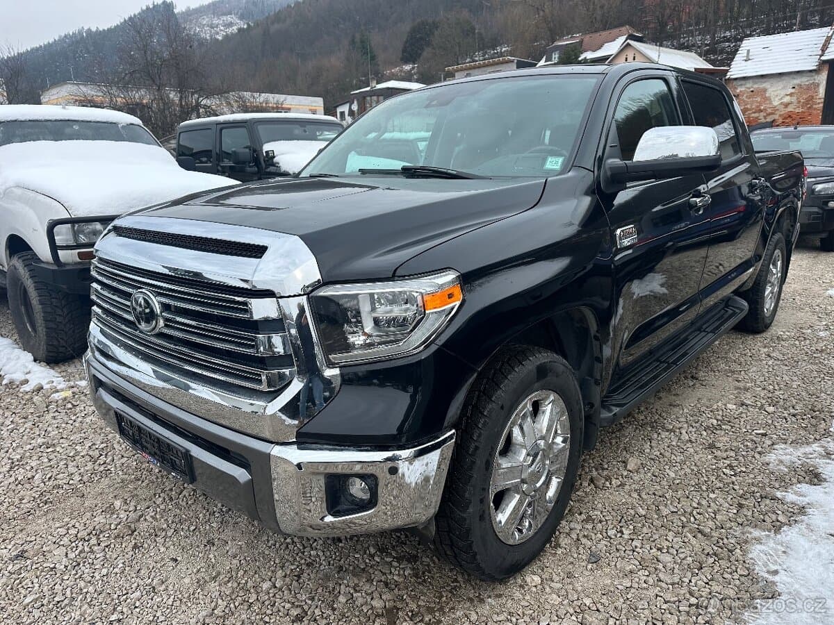 2021 Toyota TUNDRA