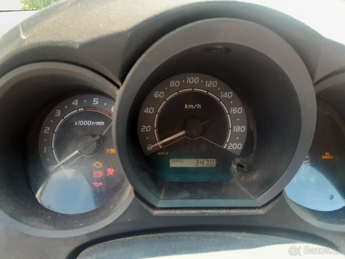 2005 Toyota HILUX