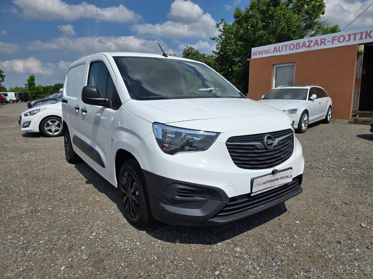 2020 Opel COMBO