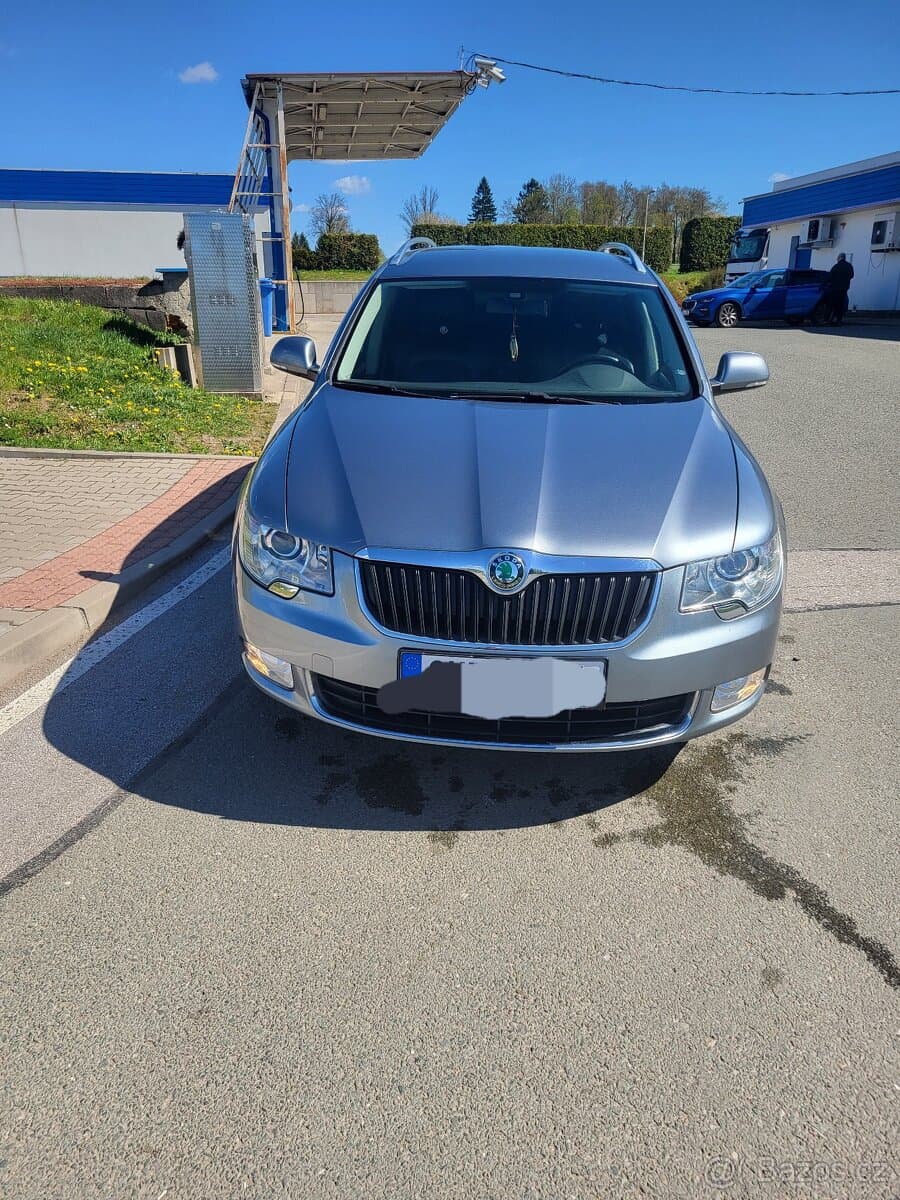 2011 Škoda SUPERB