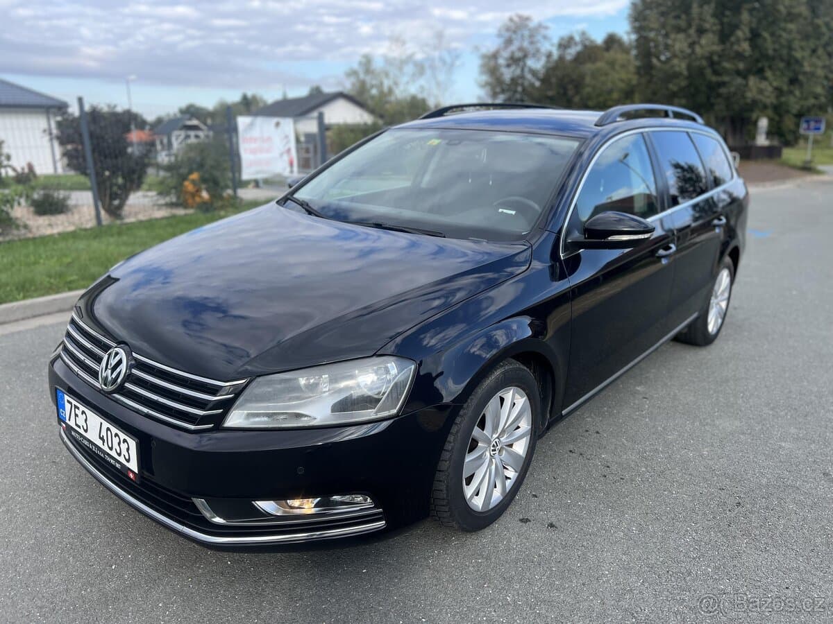 2011 Volkswagen PASSAT