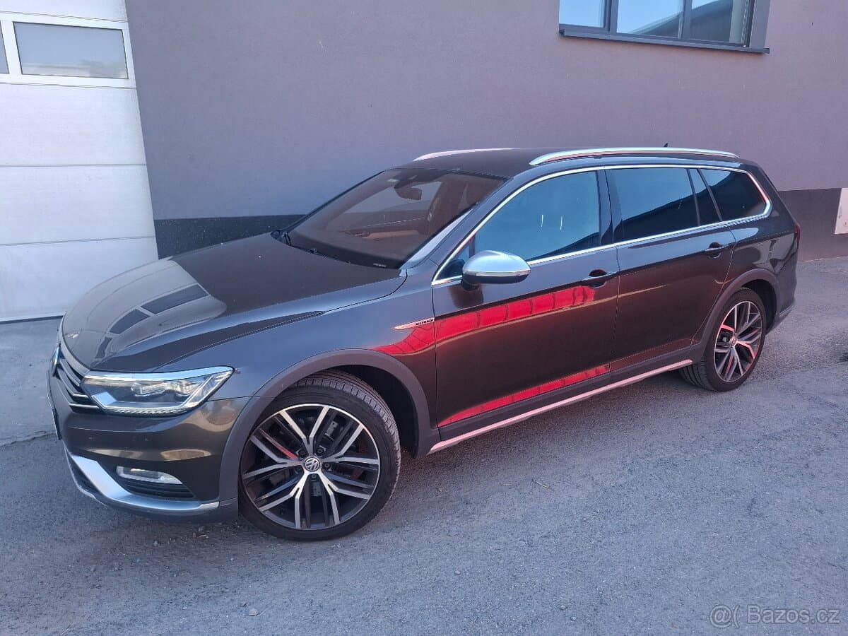 2016 Volkswagen PASSAT