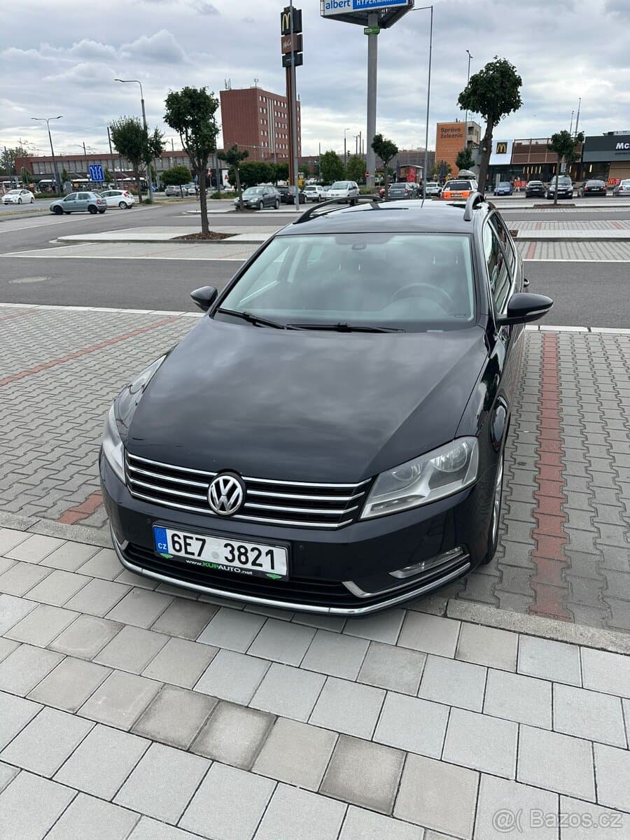 2013 Volkswagen PASSAT