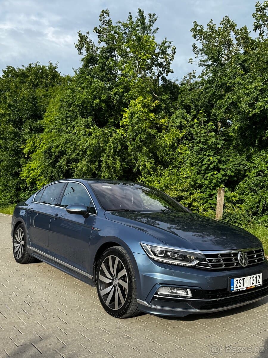 2016 Volkswagen PASSAT