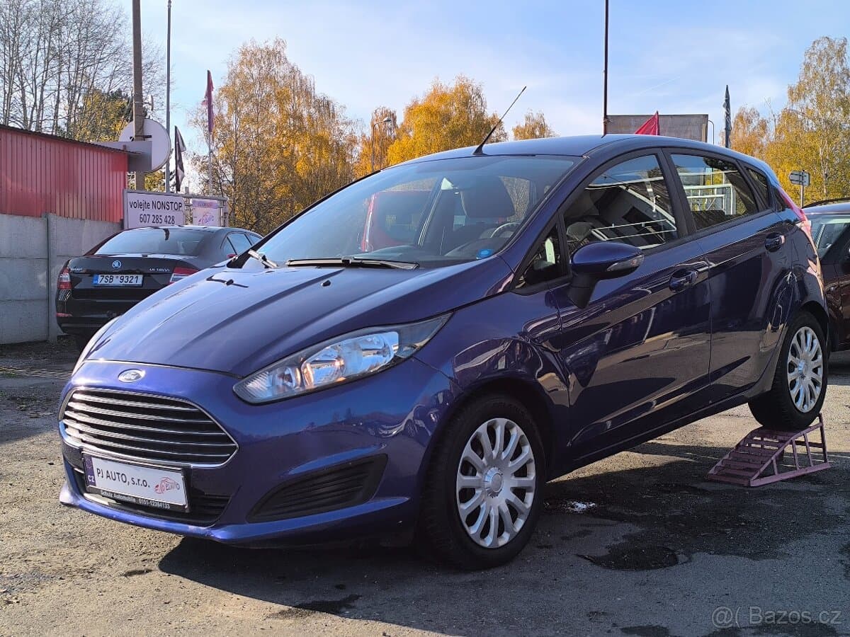 2013 Ford FIESTA