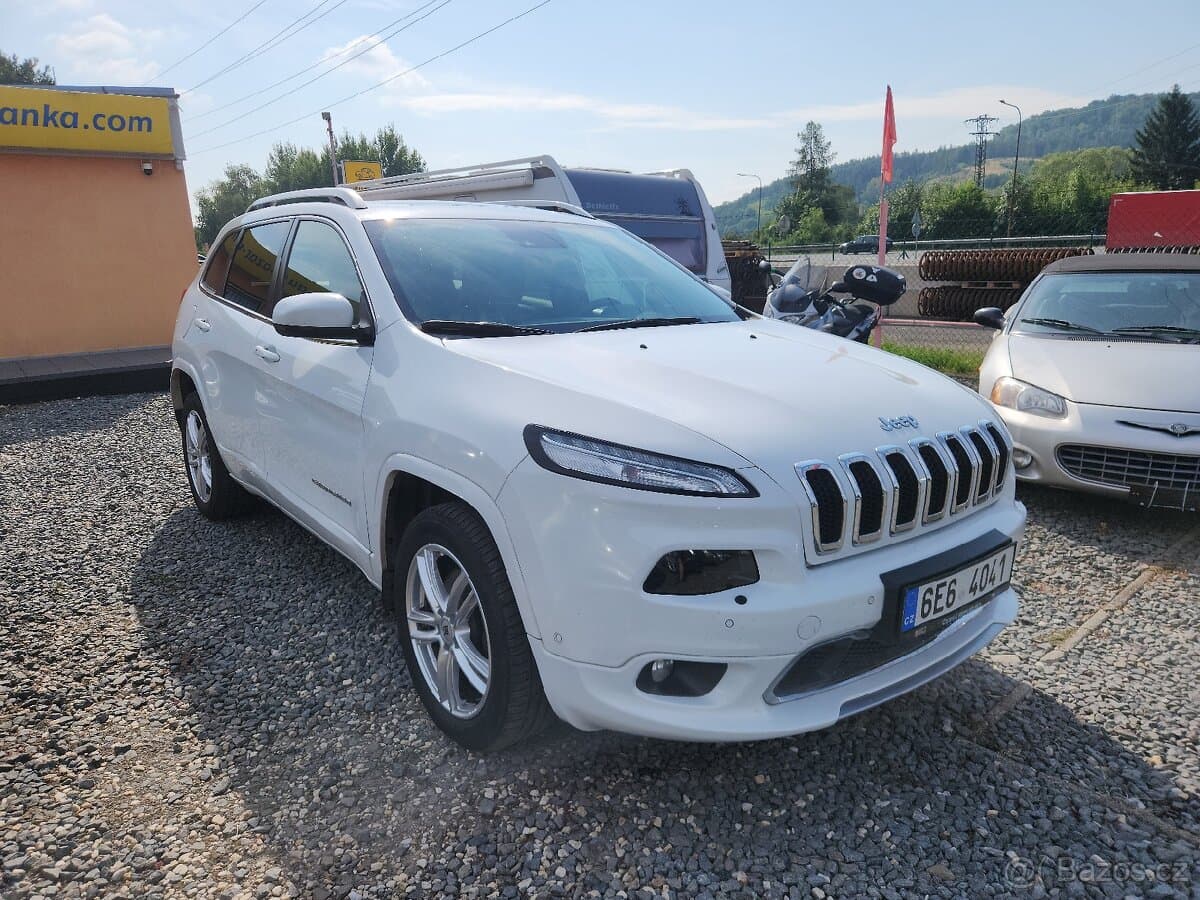 2017 Jeep CHEROKEE