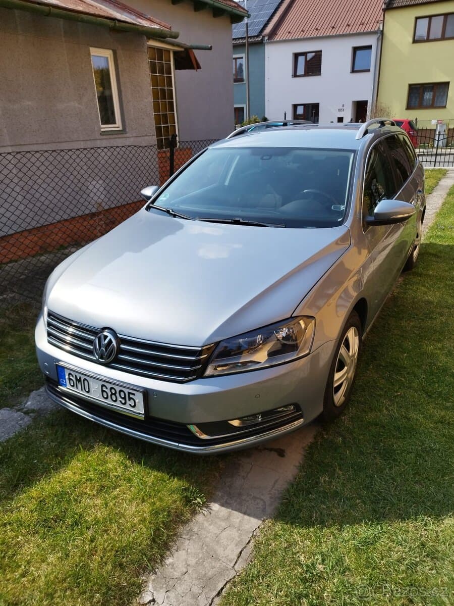 2013 Volkswagen PASSAT
