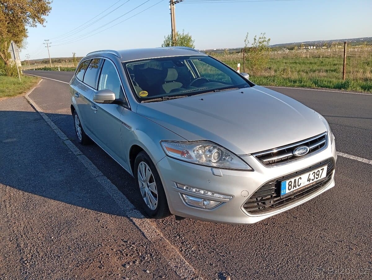 2013 Ford MONDEO