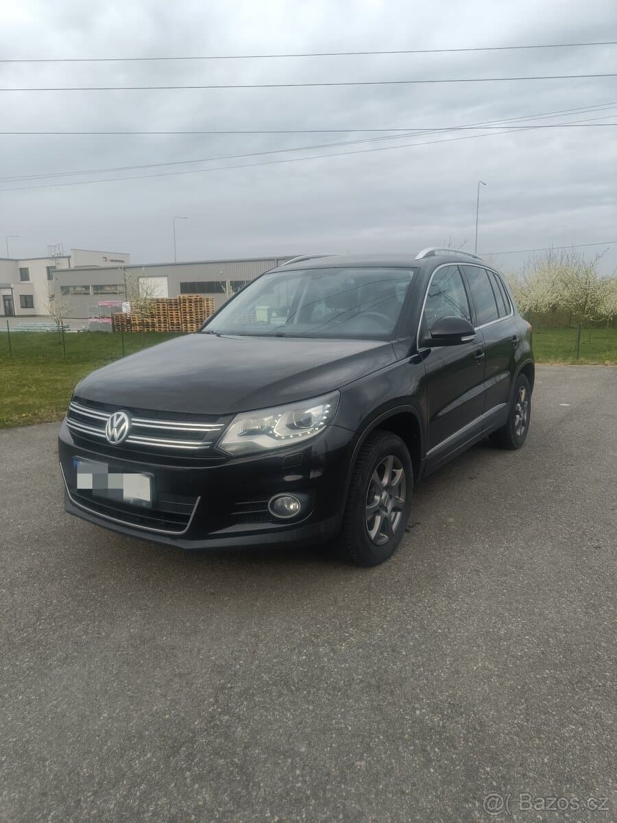2012 Volkswagen TIGUAN