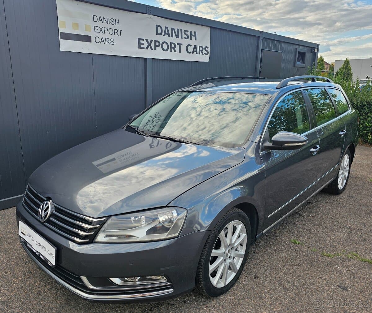 2011 Volkswagen PASSAT