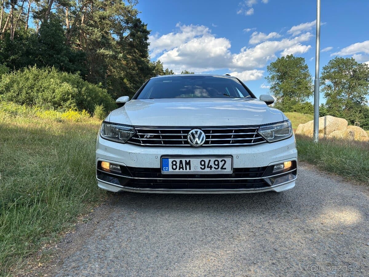 2016 Volkswagen PASSAT