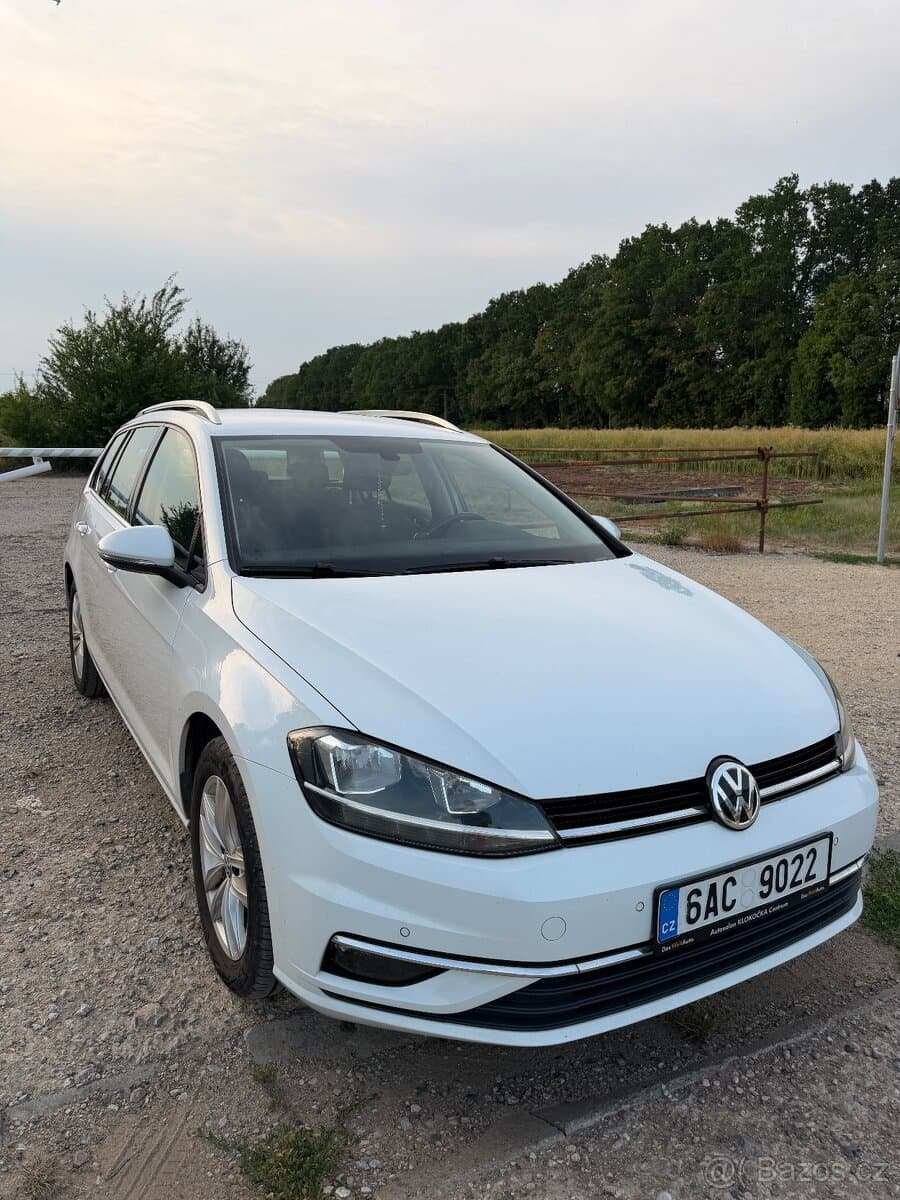 2017 Volkswagen GOLF