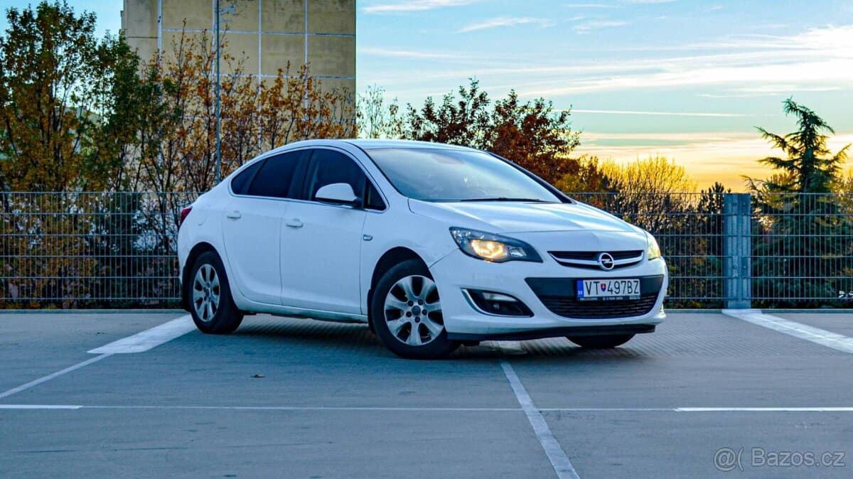 2014 Opel ASTRA
