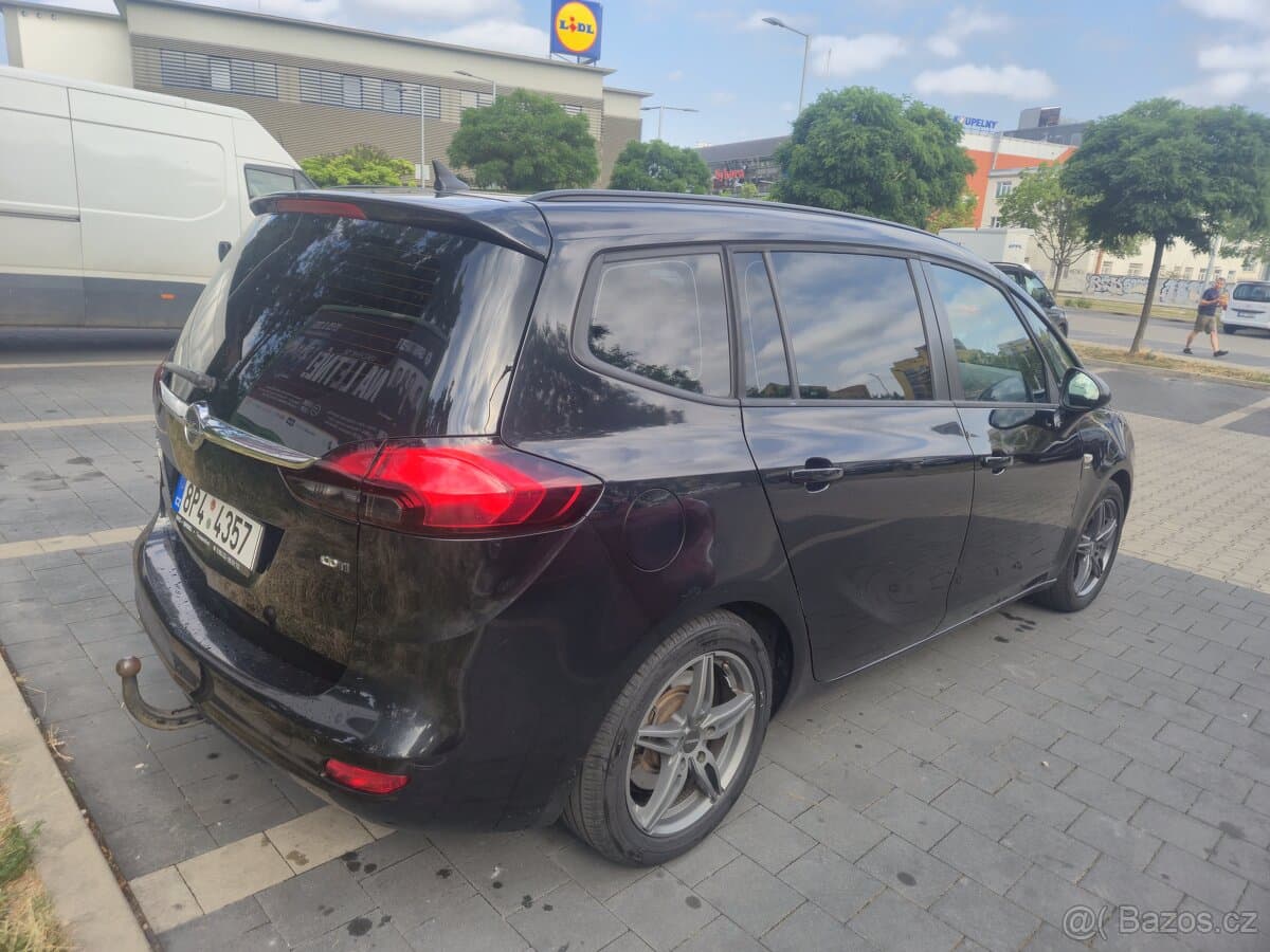 2016 Opel ZAFIRA