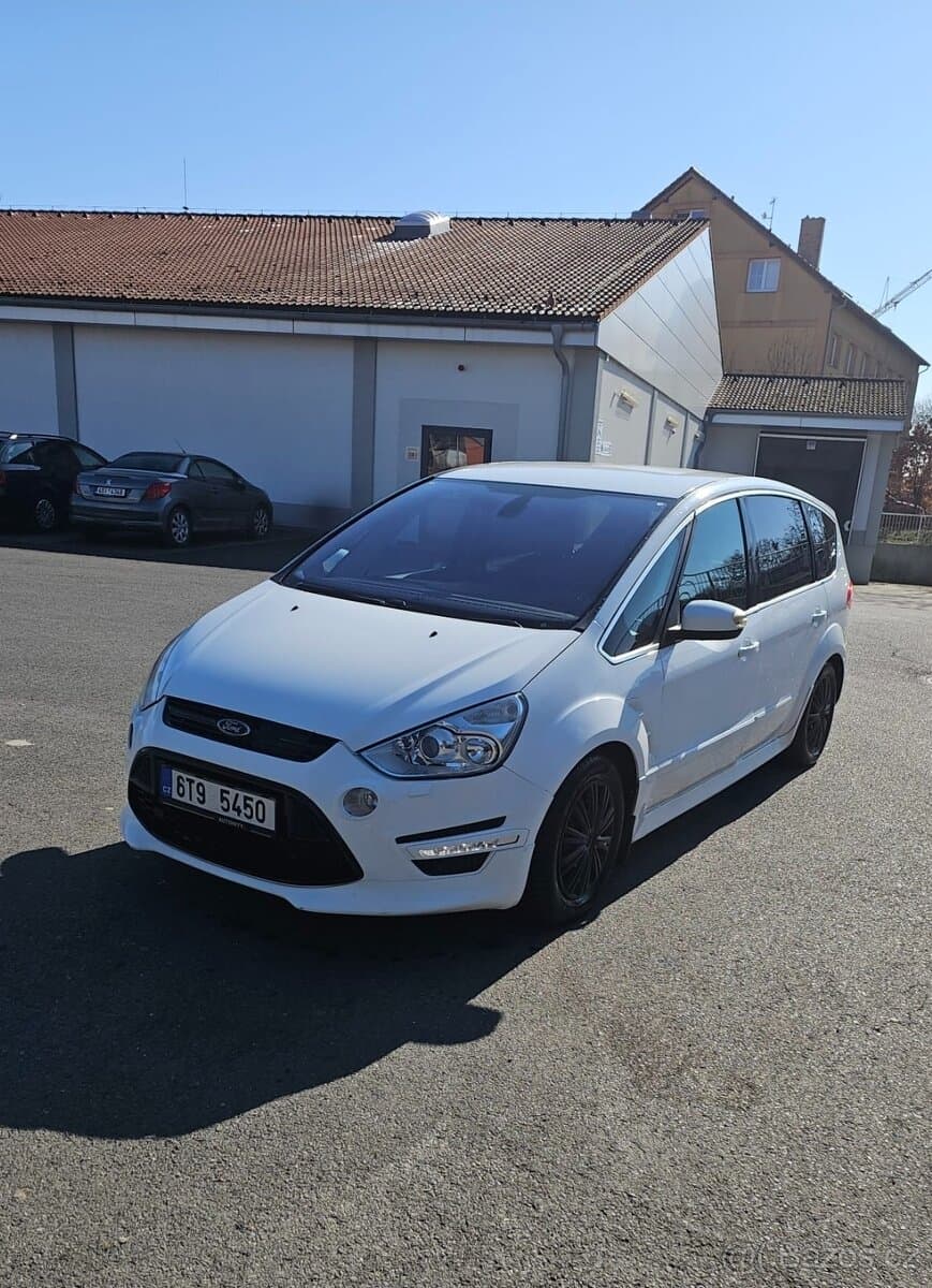 2010 Ford S-MAX