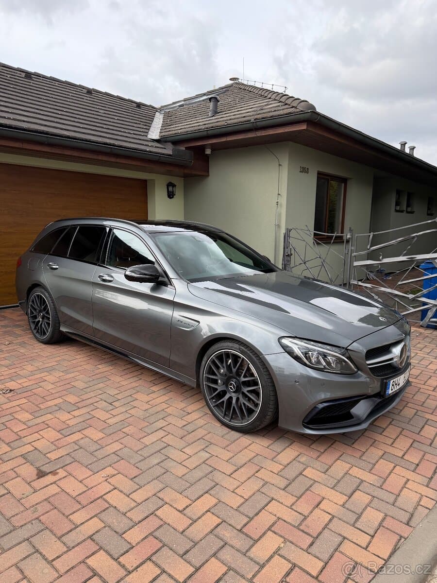 2017 Mercedes-Benz OSTATNÍ