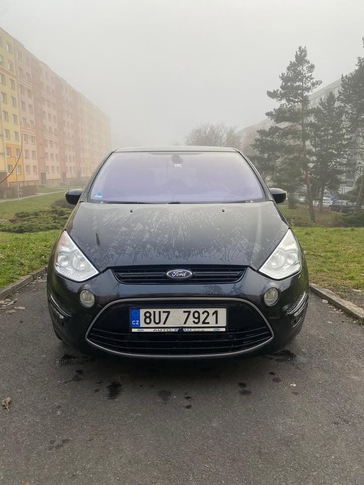 2012 Ford S-MAX
